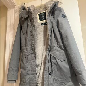 Hollister Women's Gray Ski Jacket with Fur Hood